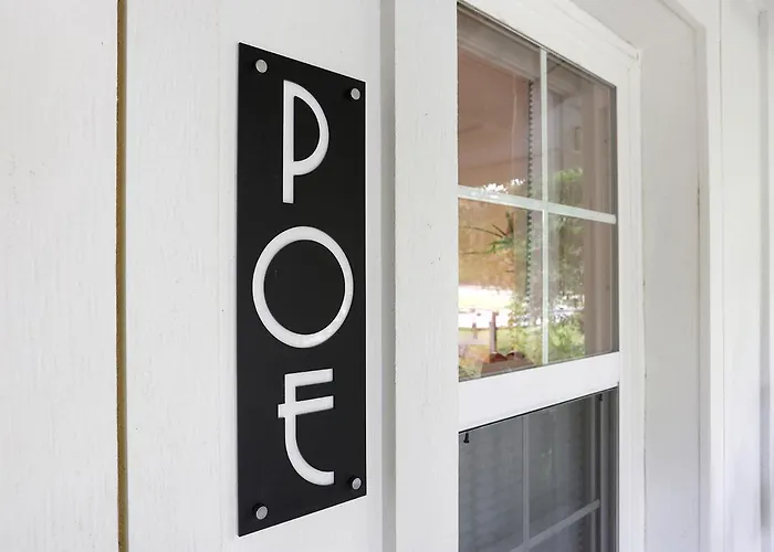 The Poe - Stylish Studio In Downtown High Springs